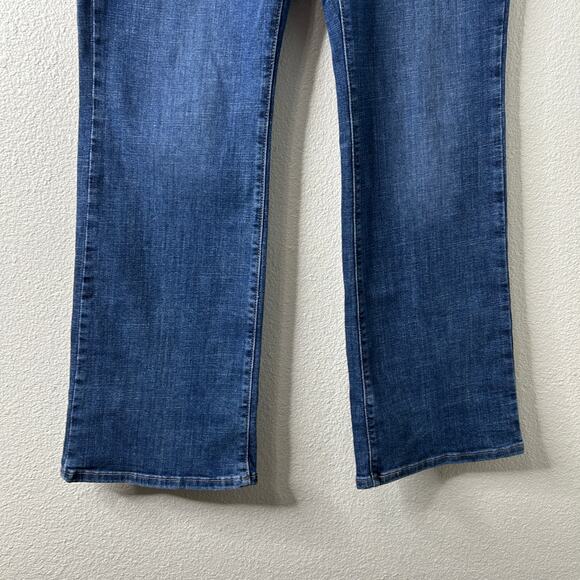 Levi’s Classic Bootcut Jeans 10 Blue Awe Dark Wash Mid Rise Stretch Denim - Picture 4 of 12